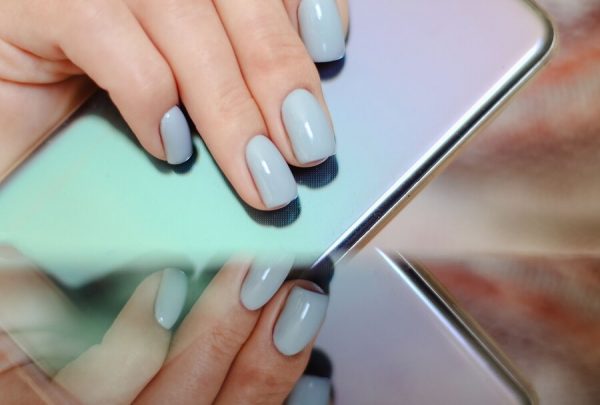 gel manicure